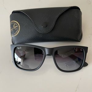 Ray Ban Justin Sunglasses RB4165